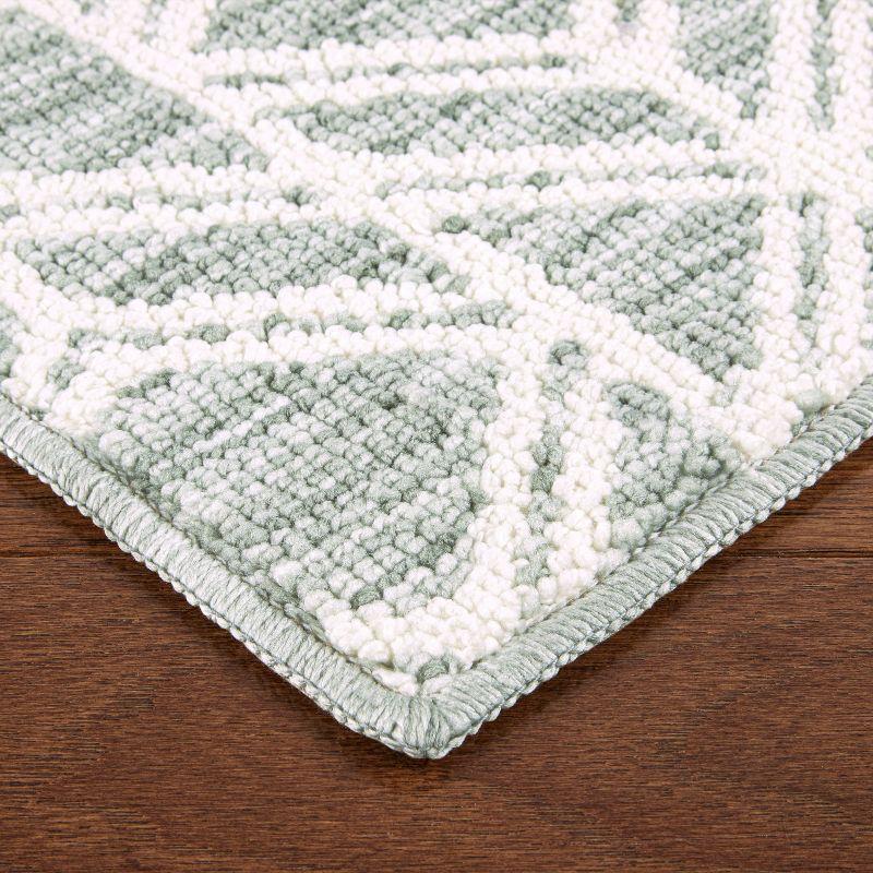 Town & Country Living TOWN & COUNTRY EVERYDAY Walker Modern Diamond Everwash Non-Slip Backing Kitchen Mat
