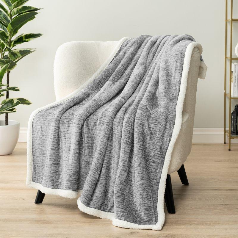 PAVILIA Fleece Plush Microfiber Throw Blanket for Couch, Sofa and Bed, Reversible