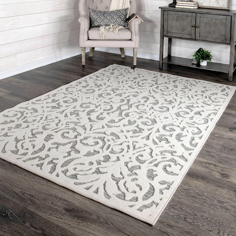 Elegant Lady Bird Natural Gray Indoor/Outdoor Area Rug, 5'2" x 7'6"