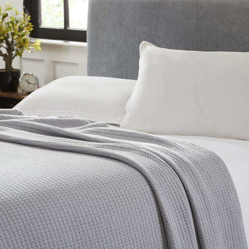 Classic Waffle Weave King Cotton Thermal Blanket in Silver