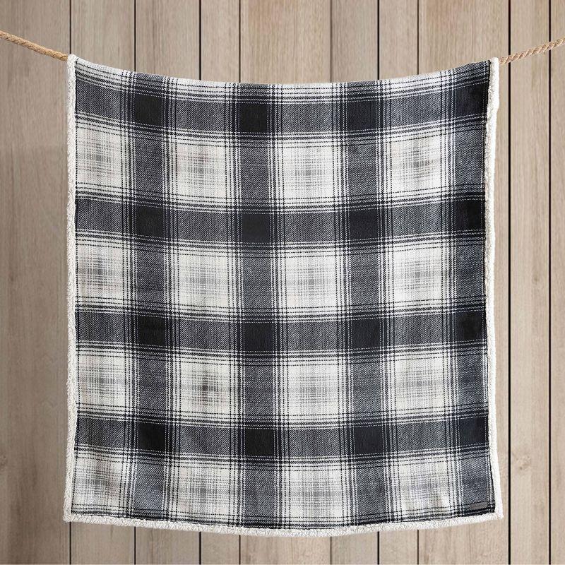 Eddie Bauer Eddie Bauer Printed Plush Fleece/Sherpa Throw Blankets
