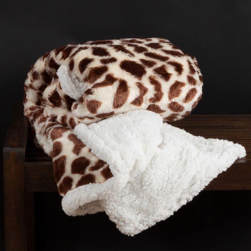 Giraffe Print Brown and Ivory Reversible Fleece Sherpa Blanket