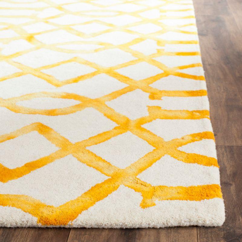 Dip Dye DDY712 Hand Tufted Area Rug  - Safavieh