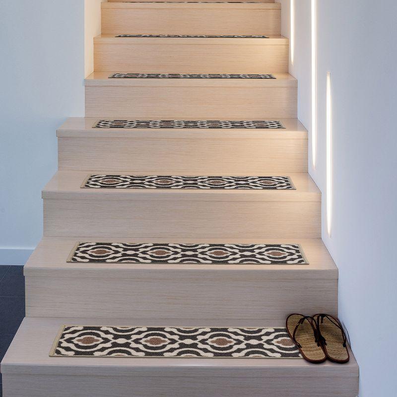 World Rug Gallery Trellis Non-Slip Stair Treads