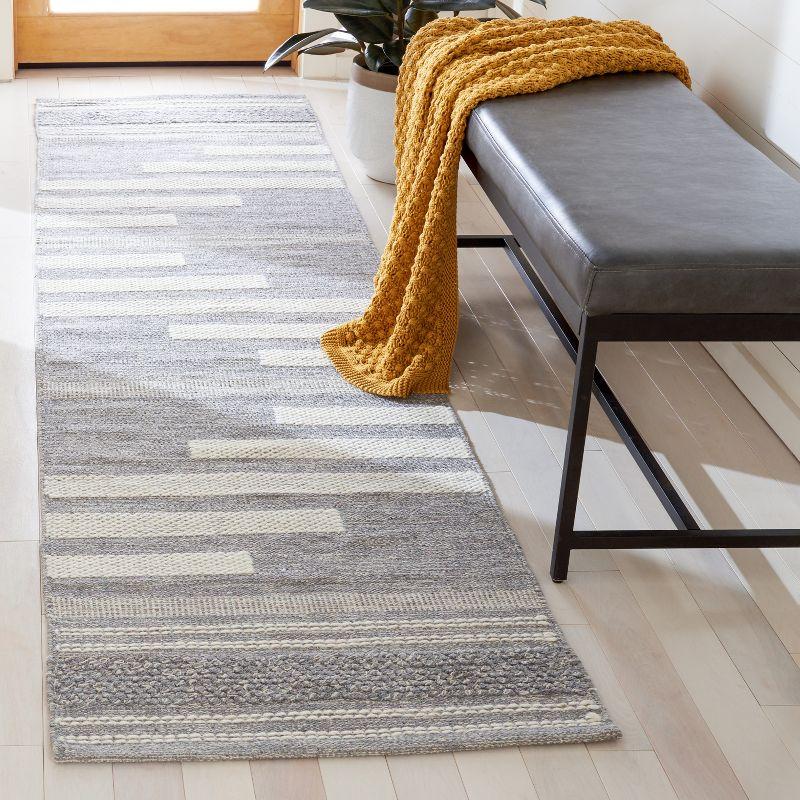 Striped Kilim STK505 Hand Woven Runner Rug - Silver/Grey - 2'3"x9' - Safavieh.