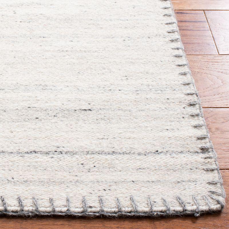 Kilim KLM651 Hand Woven Area Rug - Beige/Light Grey - 5'x8' - Safavieh.