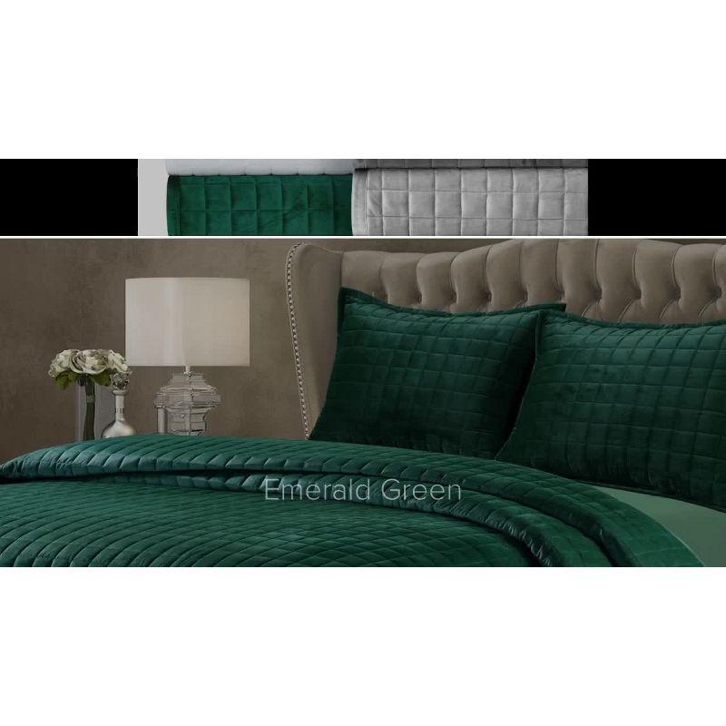 Tribeca Living Glam Quilt Set