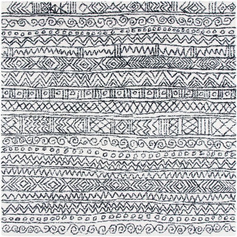 Micro-Loop MLP228 Hand Tufted Indoor Area Rug - Ivory/Black - 5'x5' - Safavieh