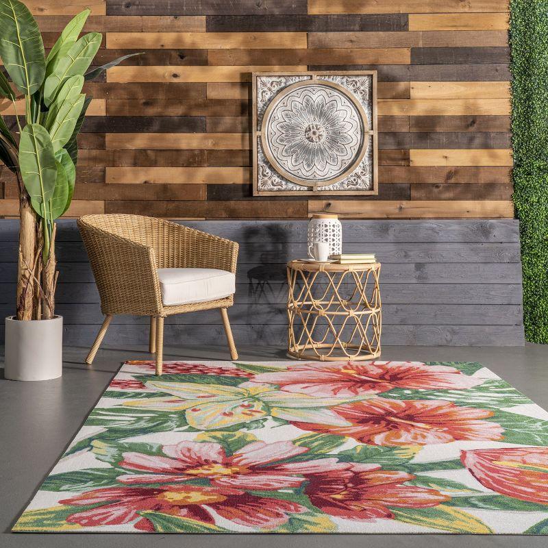 Nuloom Contemporary Floral Sabrina Indoor/Outdoor Patio Area Rug, 4' x 6', Multi