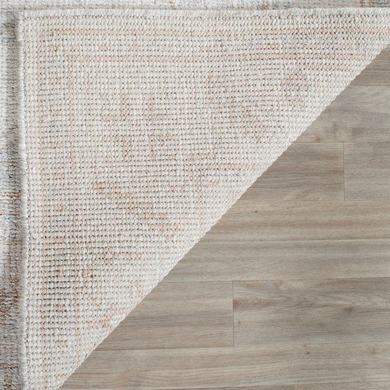 Safavieh Moharaja Hand Knotted Bamboo Silk Oriental Rug
