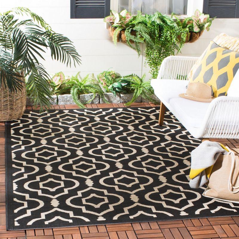 Courtyard CY6926 Power Loomed Indoor and Outdoor Area Rug - Black/Beige - 4'x5'7" - Safavieh