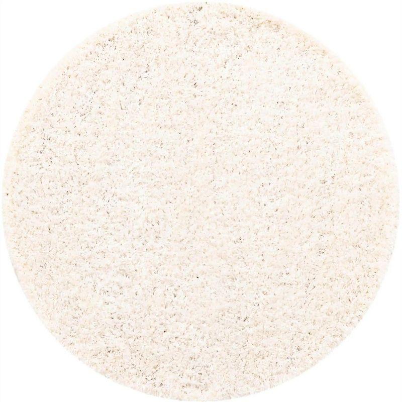 Snow White Round Shag Rug, 6' Easy Care Synthetic