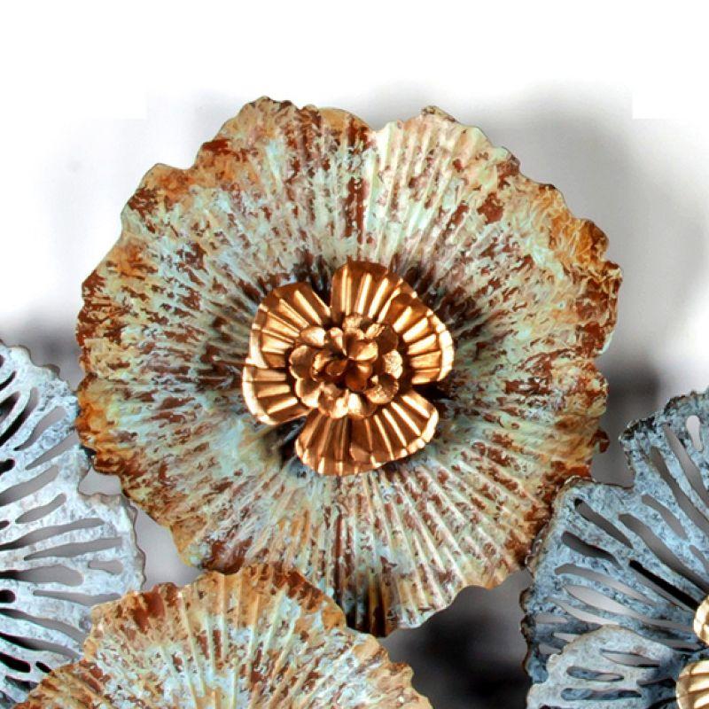 LuxenHome Multi-Color Distressed Flower Metal Wall Decor Blue
