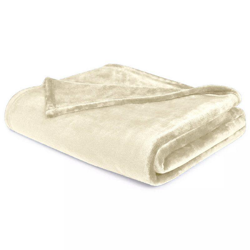 VCNY Adrianna High Pile Plush Throw, 50" x 70"
