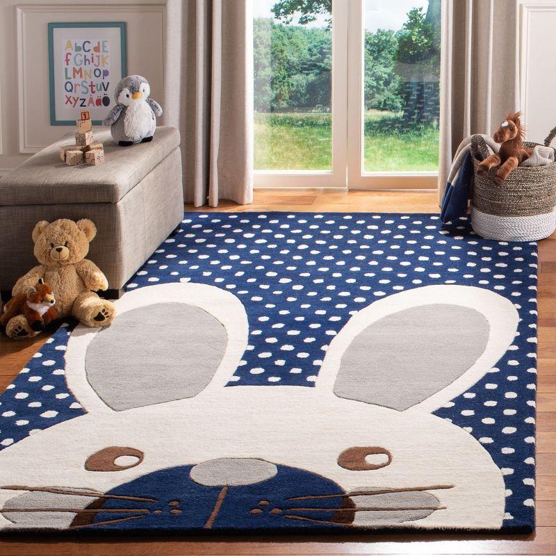 Safavieh Kids Rabbit SFK922 Hand Tufted Indoor Accent Rug - Navy/Ivory - 4'x6' - Safavieh