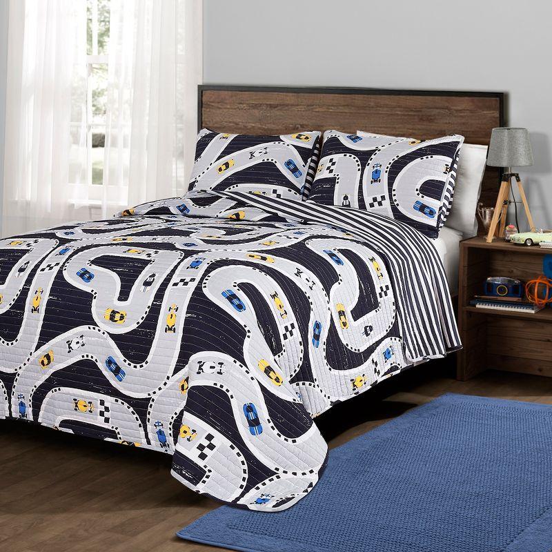 Car Tracks 2 - Piece Quilt Set