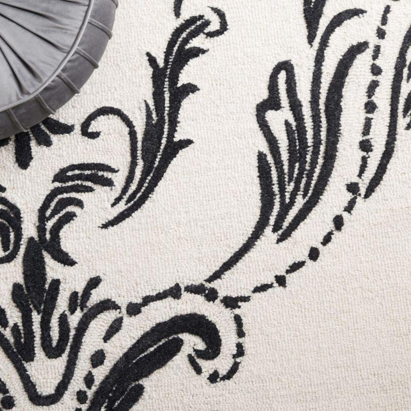 Jardin JAR732 Hand Tufted Area Rug - Ivory/Black - 5'x8' - Safavieh
