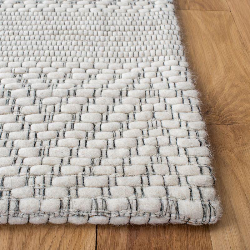 Marbella MRB908 Hand Loomed Area Rug - Ivory/Beige - 8'x10' - Safavieh.