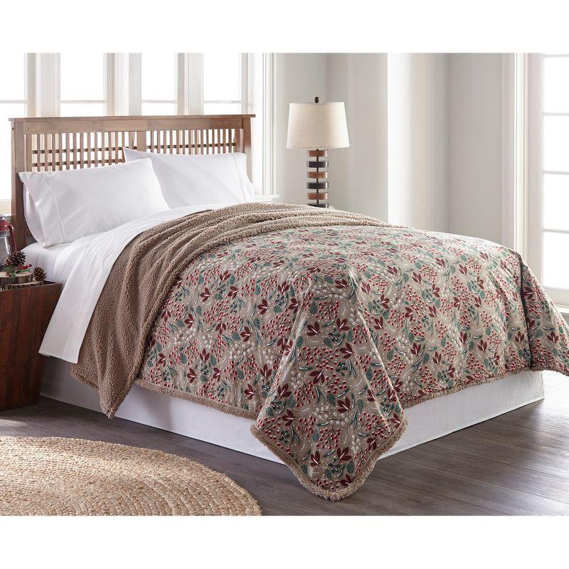 Micro Flannel® Micro Flannel ®  Reverse to Sherpa Blanket
