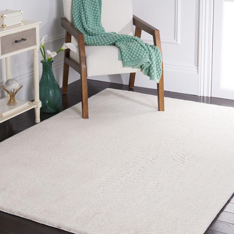 Faux Rabbit Fur FRF500 Power Loomed Machine Washable Indoor Area Rug - Off White - 4'x6' - Safavieh
