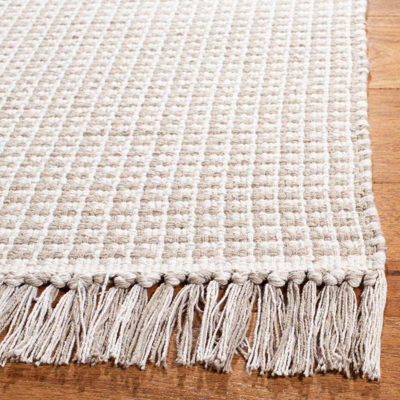 Montauk MTK340 Hand Woven Indoor Accent Rug - Ivory/Grey - 4'x4' - Safavieh