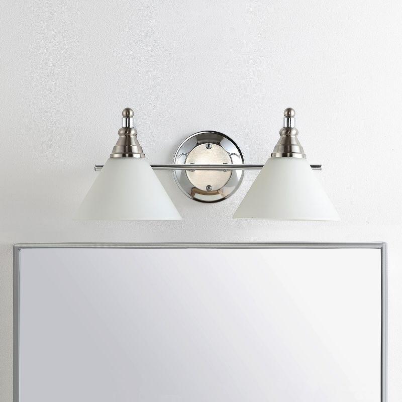 Radnor Wall Sconce - Nickel/Clear - Safavieh