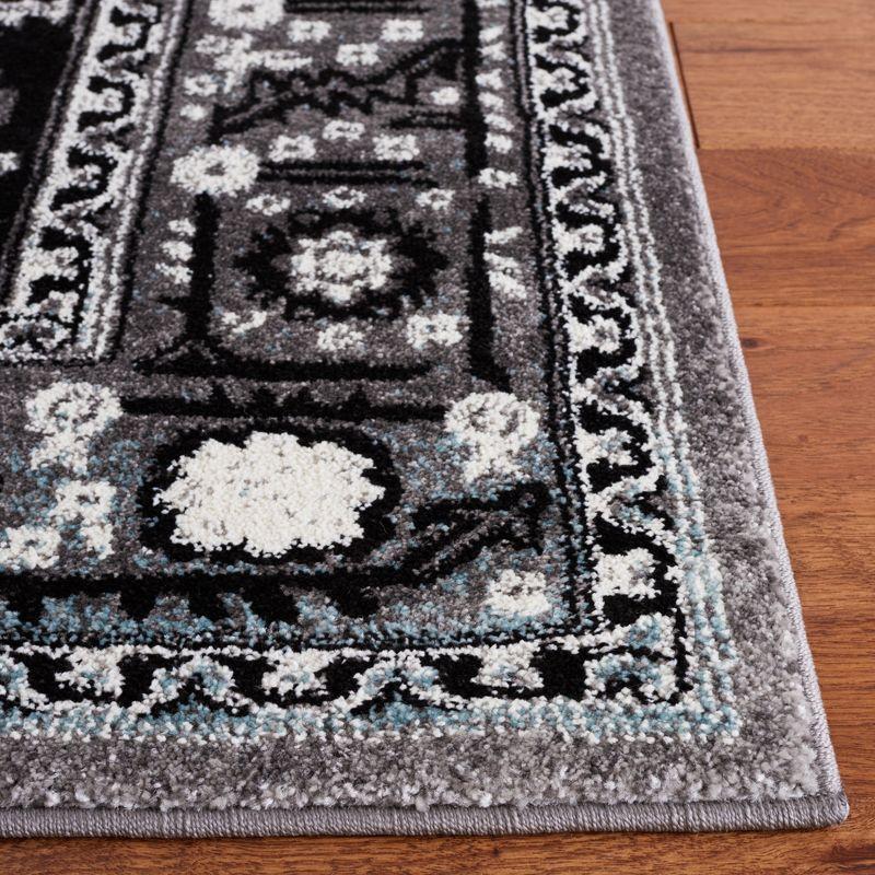 Vintage Hamadan VTH262 Power Loomed Area Rug  - Safavieh