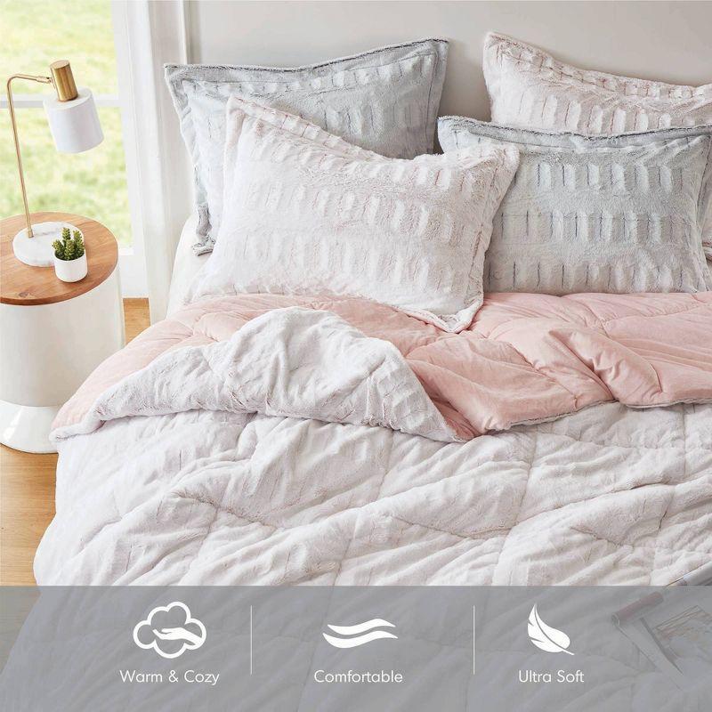 Madison Park Gia Back Print Long Fur Comforter Mini Set