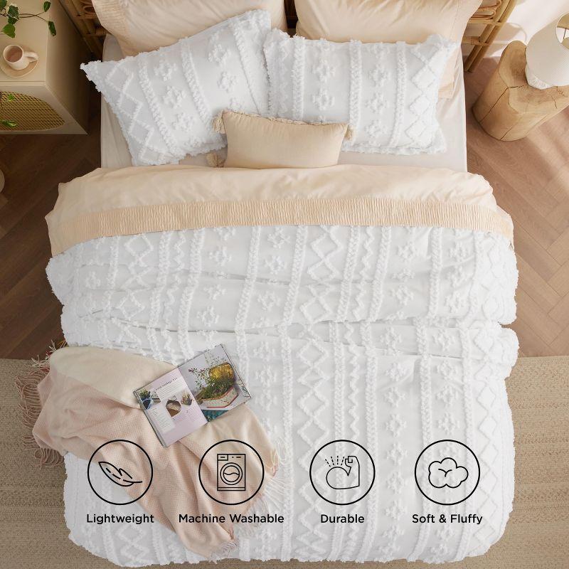 Bedsure | 3Pcs Tufted Boho Farmhouse Shabby Chic Embroidery Comforter Set