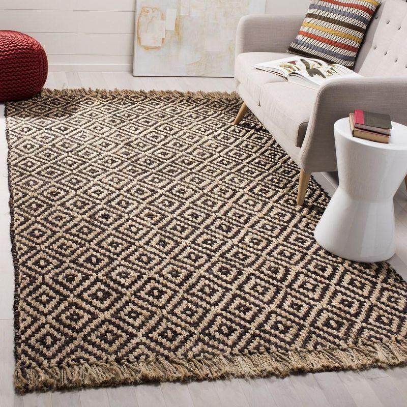 Natural Fiber NF266 Hand Woven Area Rug  - Safavieh