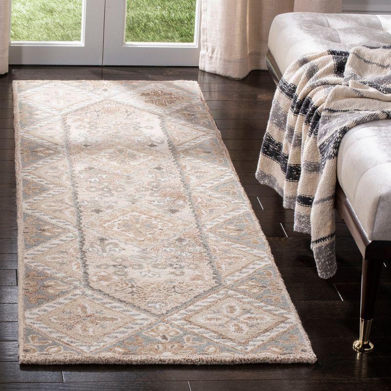 Elegant Gray Hand-Tufted Wool Runner Rug, 27" x 6"