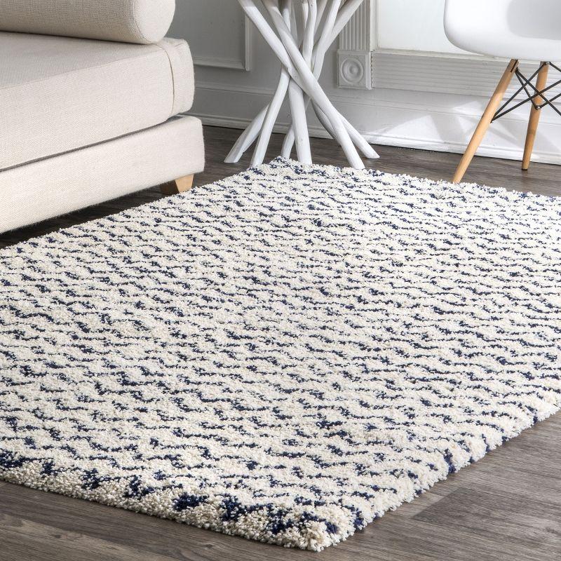 Nuloom Cuellar Striped 9x12 Shag Indoor Area Rug for Living Room Bedroom Dining Room Nursery, Navy/Ivory