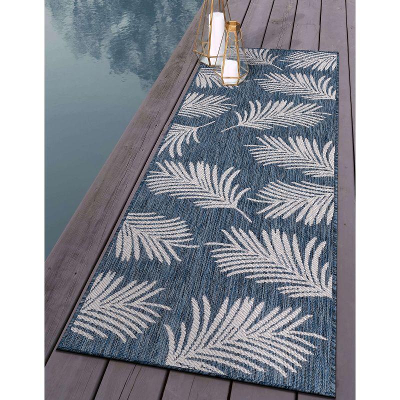 Tropical Navy Floral Flatwoven Synthetic 2'x7' Indoor/Outdoor Rug