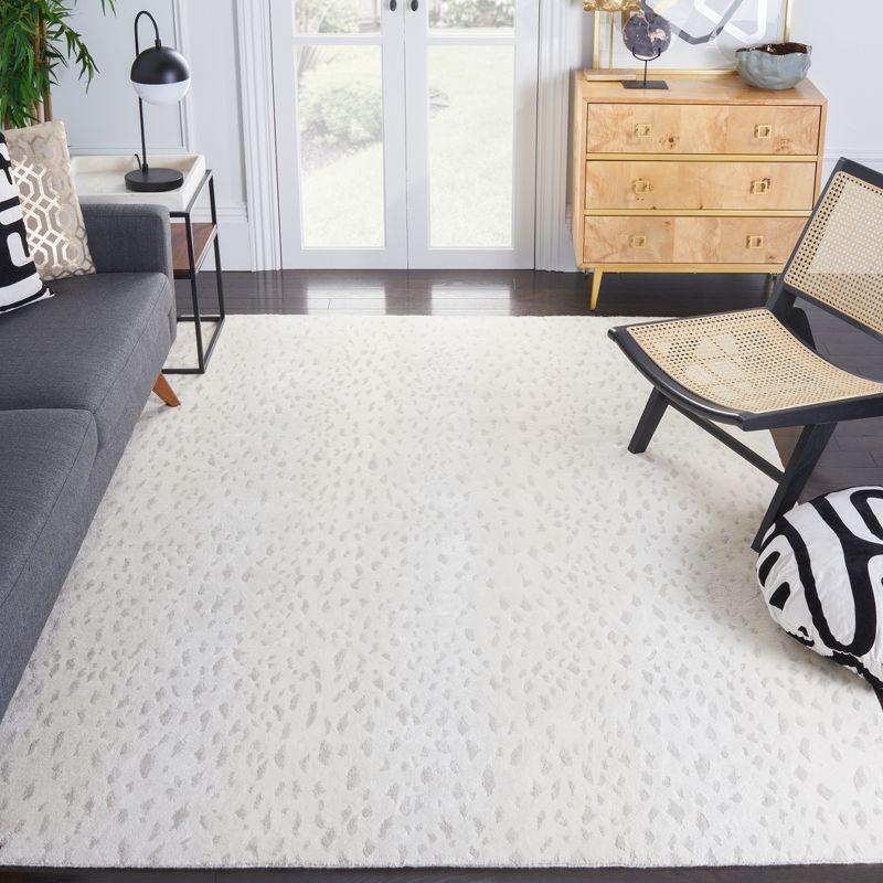 Ivory Geometric Hand-Knotted Wool Area Rug