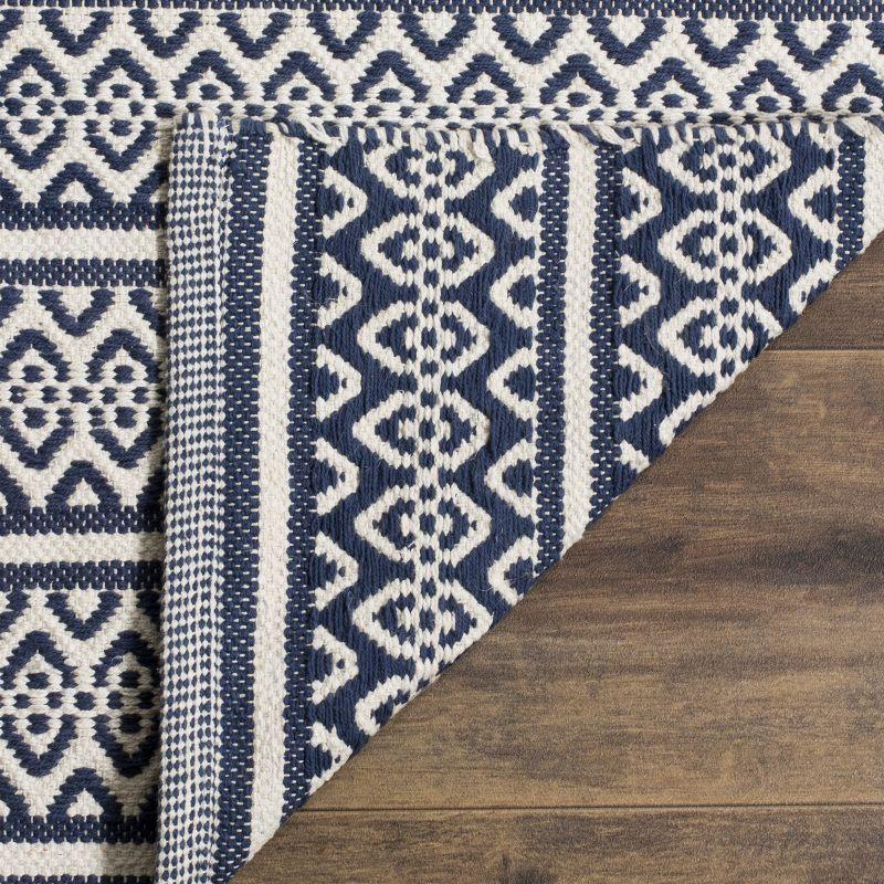 Montauk MTK341 Hand Woven Indoor Area Rug - Ivory/Navy - 6'x6' - Safavieh.
