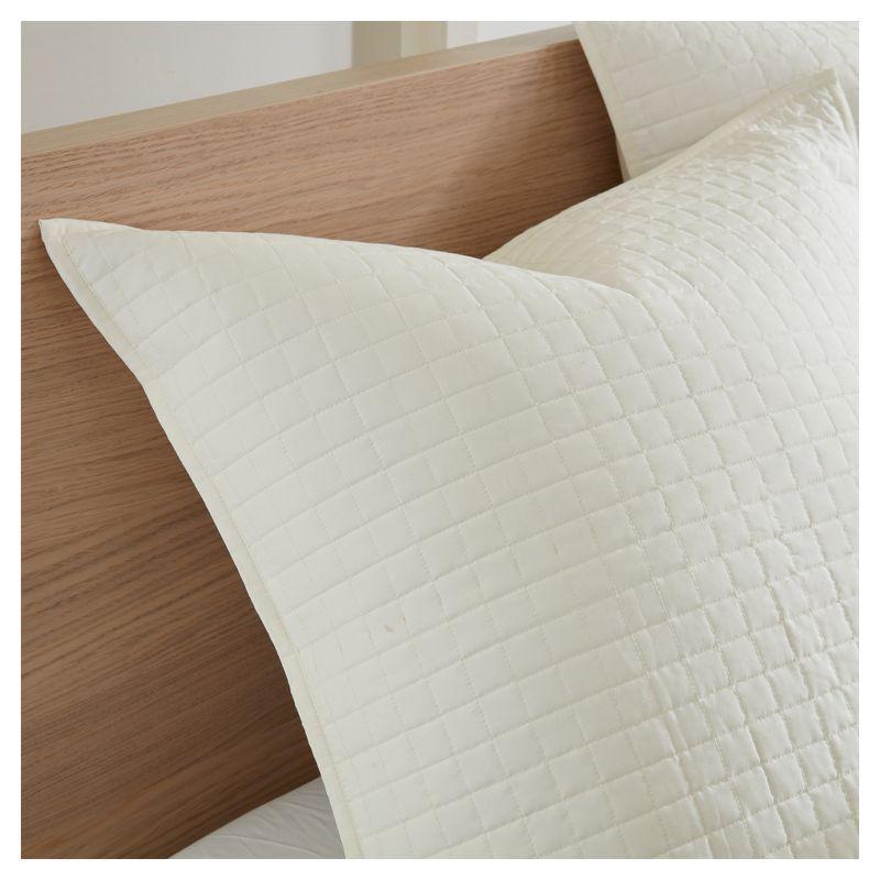 Intelligent Design Brooklyn Cotton Jacquard Comforter Set with Euro Shams and Throw Pillows