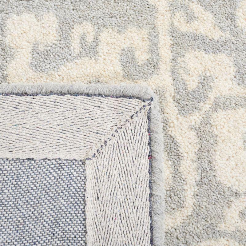 Antiquity AT860 Hand Tufted Indoor Area Rug - Grey/Ivory - 4'x6' - Safavieh