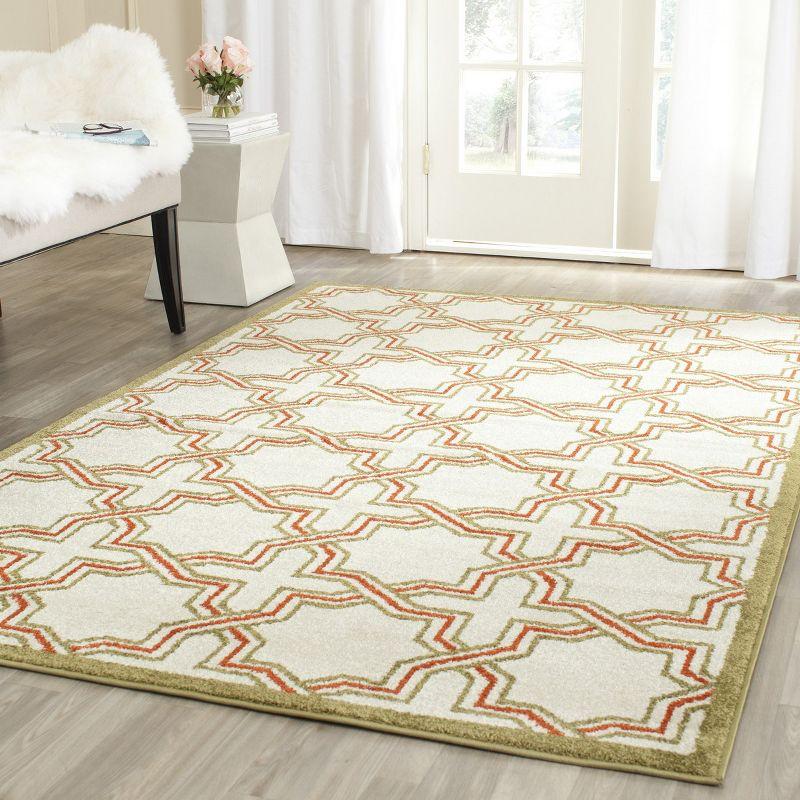 Ivory Light Green Geometric Round Hand-Knotted Rug