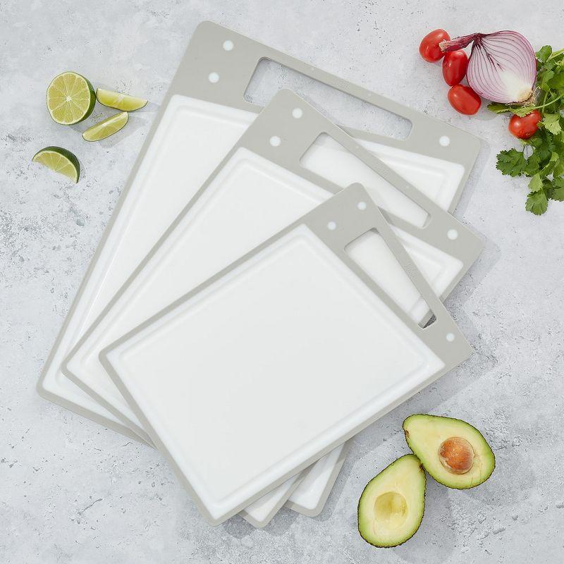JoyJolt Joyjolt Plastic Cutting Board Set (Set of 3)