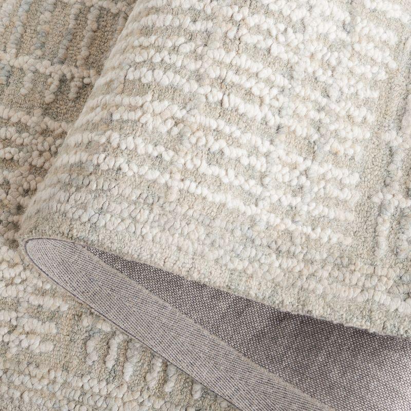 Abstract ABT275 Handmade Tufted Area Rug - Grey/Ivory - 4'-0" x 6'-0" - Safavieh