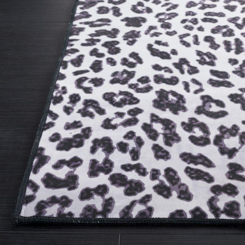 Faux Hide FAH505 Power Loomed Machine Washable Indoor Accent Rug - Ivory/Black - 3'x5' - Safavieh