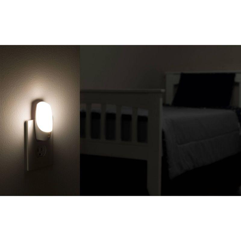 Energizer Automatic LED Night Light, White (Set of 2)