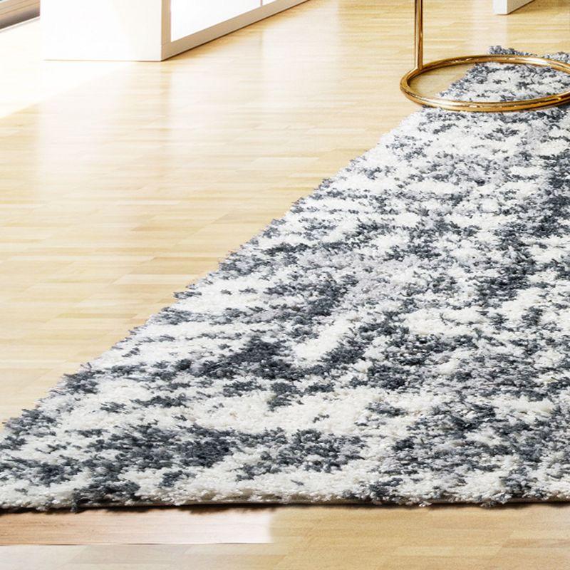 Gertmenian Anjou Modern Abstract Polypropylene Shag Area Rug