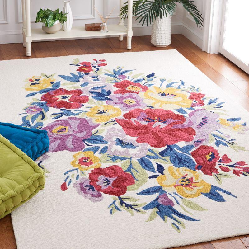 Chelsea HK219 Hand Tufted Area Rug - Ivory/Rose - 5'x8' - Safavieh.