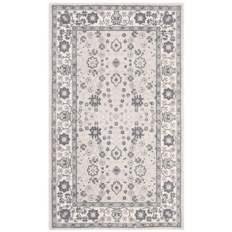 Ivory and Silver Hand-Tufted Wool Area Rug 4' x 6'