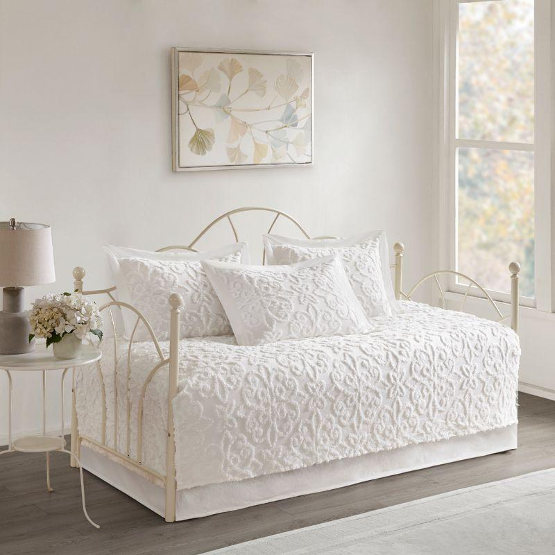 Kelly Clarkson Home Emberly 5 Piece Tufted Cotton Chenille Daybed Set