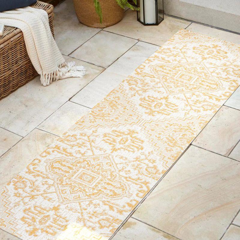 Estrella Bohemian Inspired Medallion Textured Weave Indoor/Outdoor Area Rug - JONATHAN Y