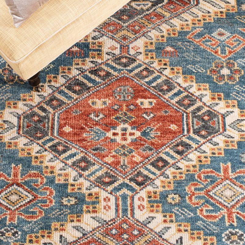 Safavieh Hand Knotted Wool Oriental Rug
