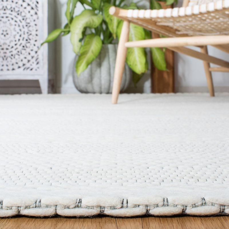 Marbella MRB207 Hand Woven Indoor Accent Rug - Light Grey/Ivory - 3'x5' - Safavieh