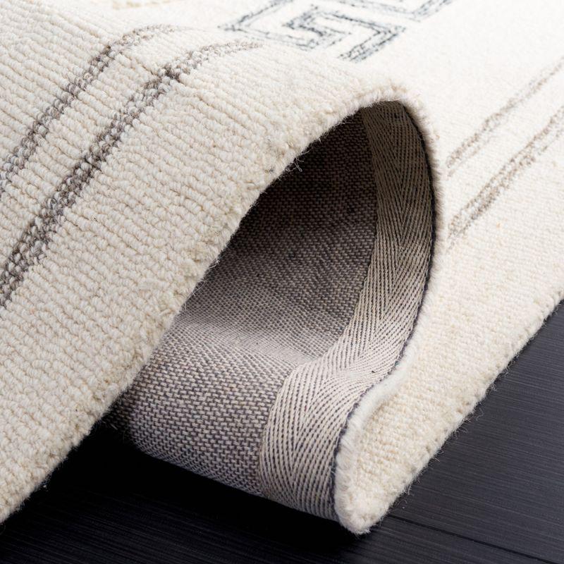 Casablanca CSB989 Hand Tufted Indoor Area Rug - Ivory/Black - 8'x10' - Safavieh